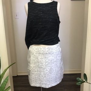 Womens Size 6 Gilmore Skort, White/Grey Print